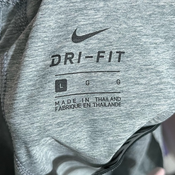 Nike grey tank top - Picture 5 of 7